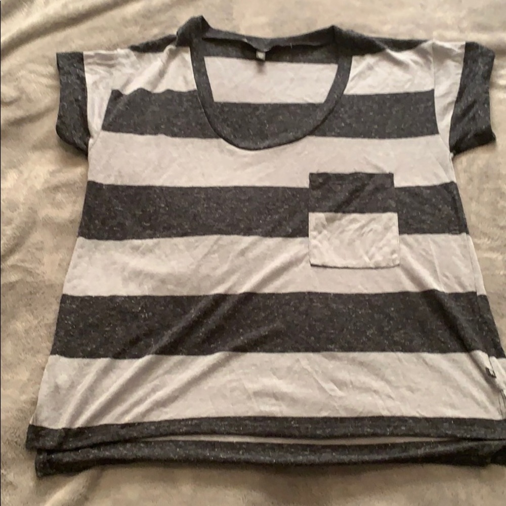 Victoria’s Secret boxy tee - Picture 1 of 3